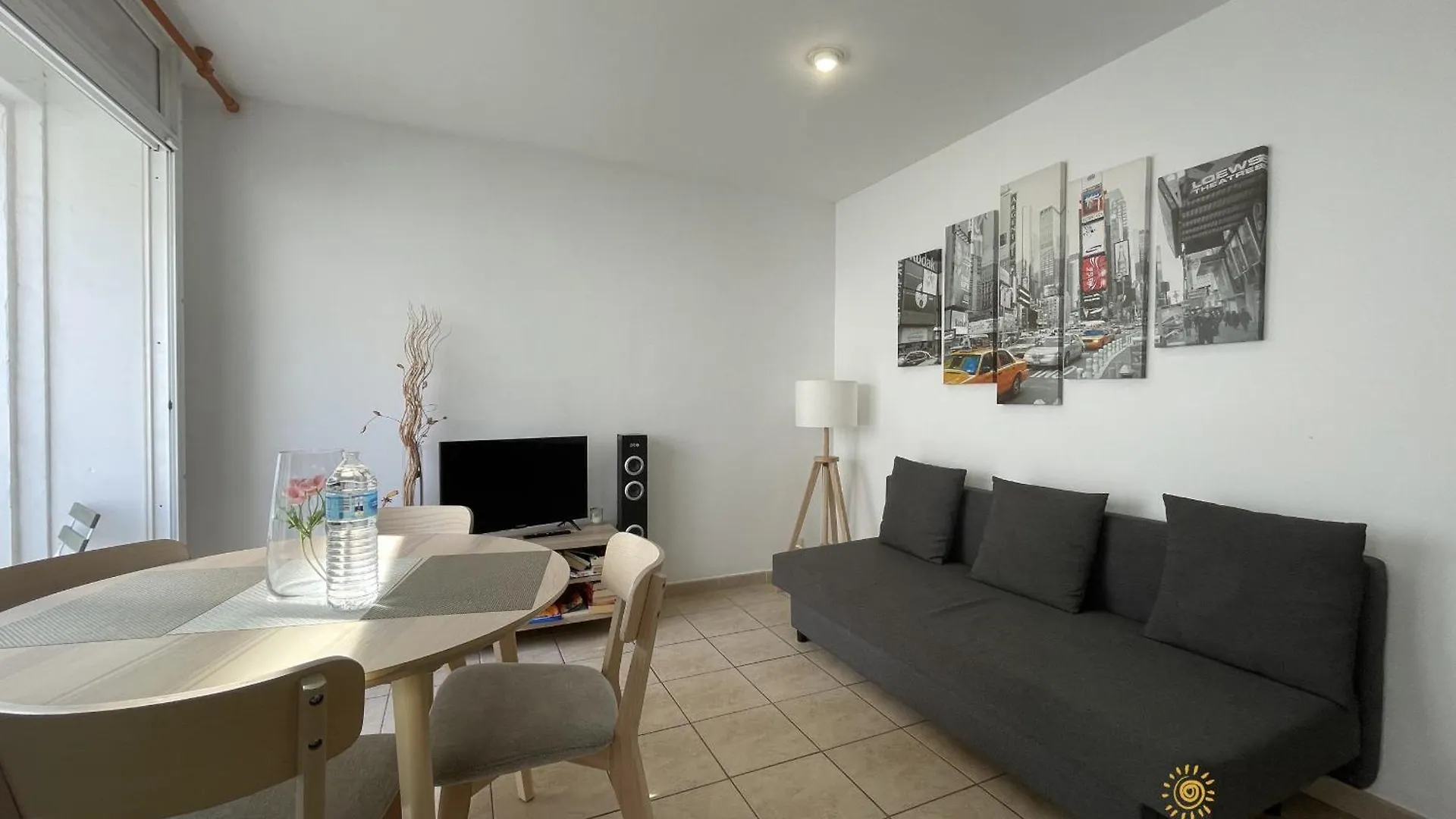 Apartamento Aurora 1 ile iletişim